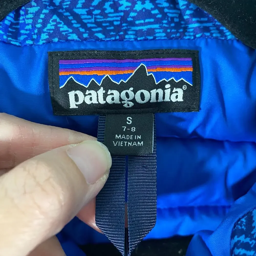 Patagonia Girl's Blue Graphics Full Zip Down Filled Vest Size S (7-8)